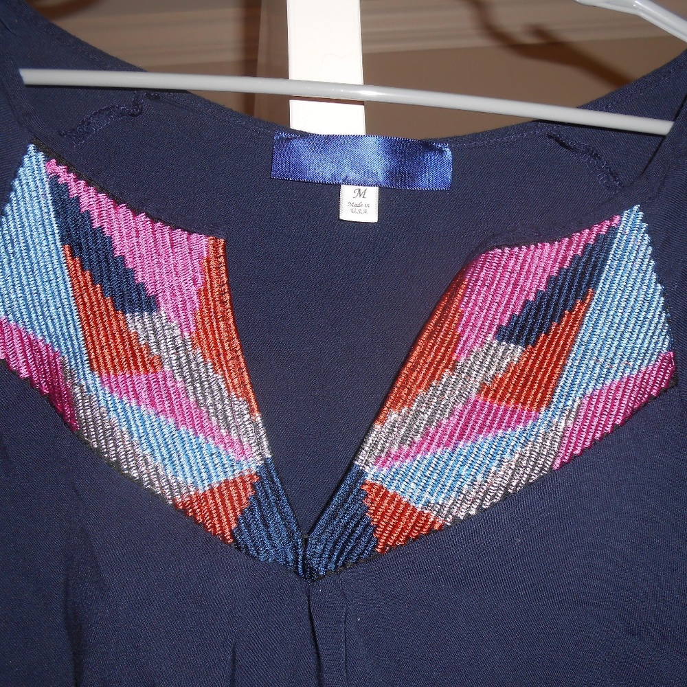 Francesca's Collection Top - Picture 2 of 3